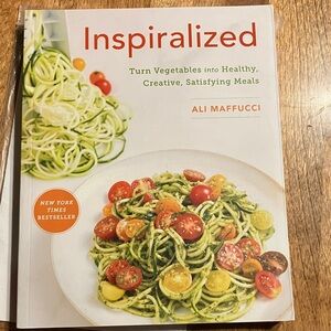 Inspiralized Cookbook by Ali Maffucci turn vegetables into creative meals NEW